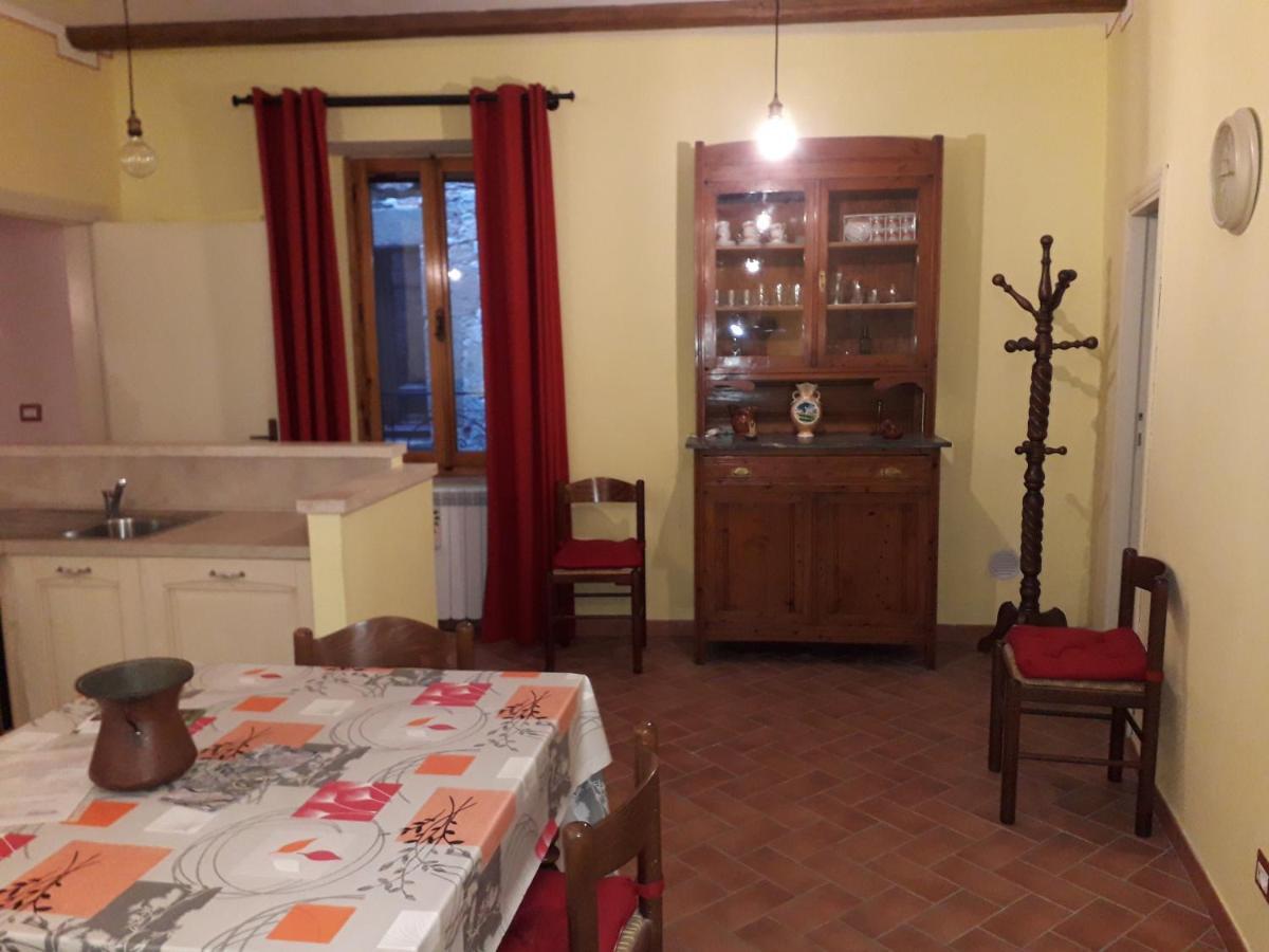 Appartamento Relax nel tufo Pitigliano Esterno foto